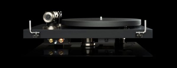 Rear image of ProJect Debut Pro turntable showing interconnects and power connection.