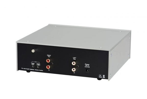 Image of Pro-Ject Phono Box DS2 rear showing phono input and output to Amplifer or what you plug the unit into, also showing 12v triggers.